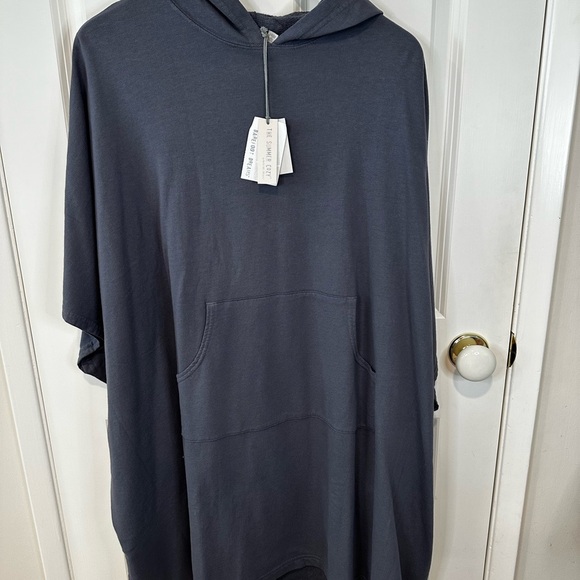 Barefoot Dreams Tops - Barefoot dreams the summer cozy collection Gray Hooded Poncho-unisex one size